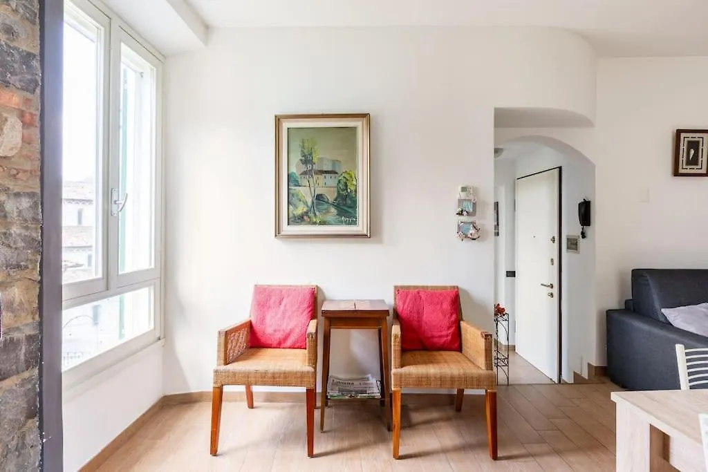 Apartment Como 100Mq 5 Mins To Center + Free Park And View