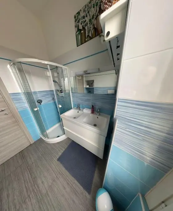 Como 100Mq 5 Mins To Center + Free Park And View Apartment