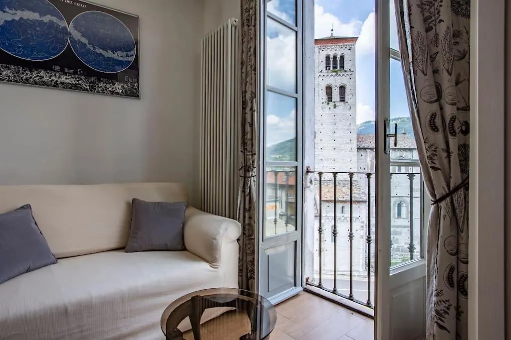 Como 100Mq 5 Mins To Center + Free Park And View Apartment